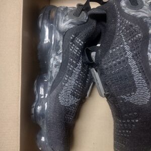 Nike Black VaporMax Flyknit Shoes